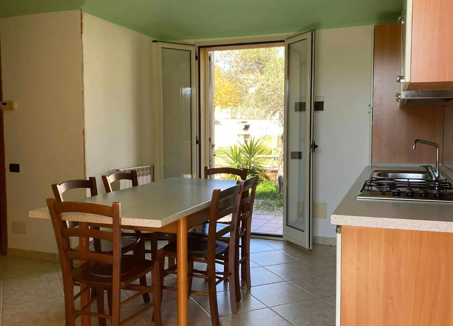 Portu Hill Apartments Arbatax