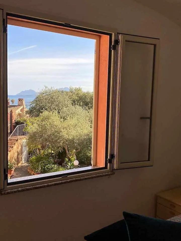 Portu Hill Apartments Arbatax