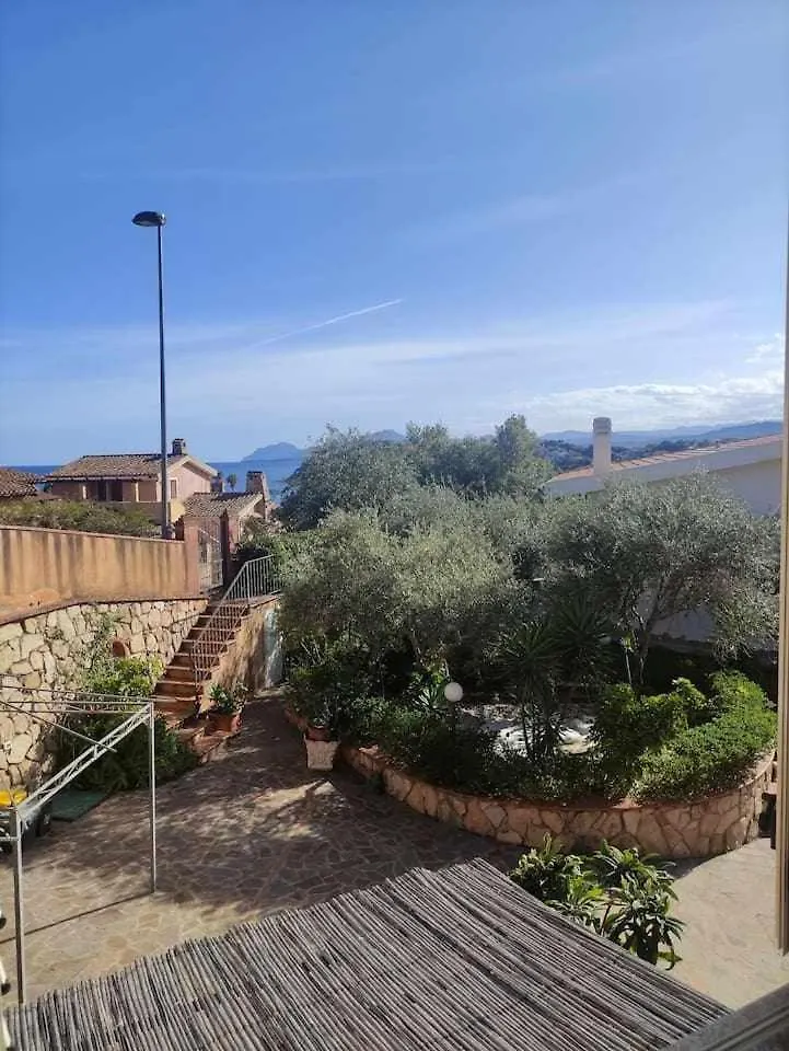 Portu Hill Apartments Arbatax