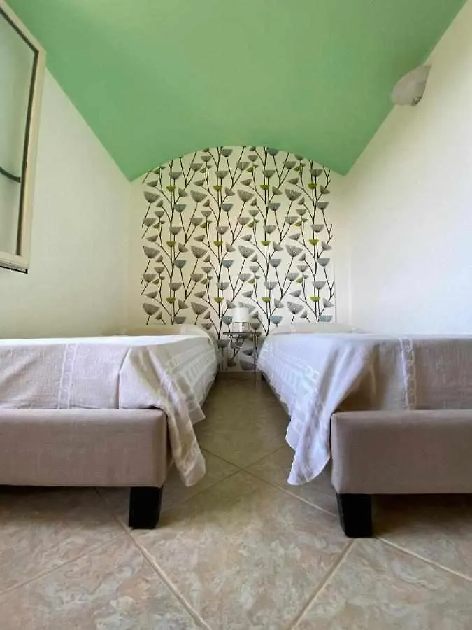 Portu Hill Apartments Arbatax