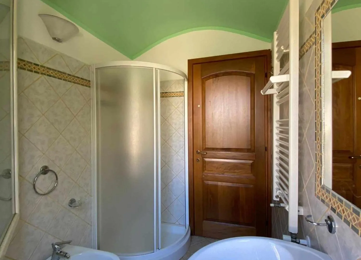 Portu Hill Apartments أرباتاكْسْ 0*,